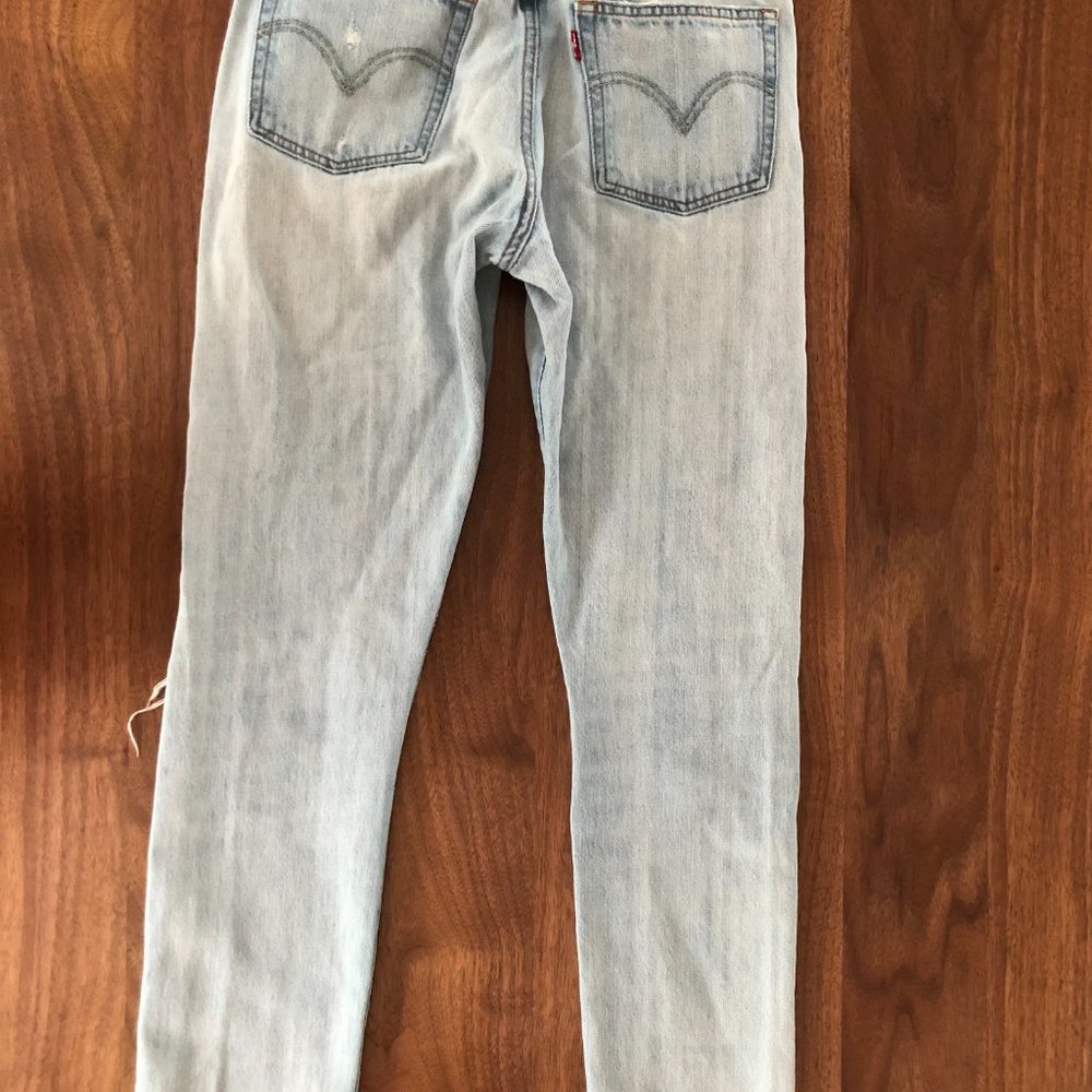 Levi's 501 Skinny Jeans in Clear Minds - Picture 5 of 16